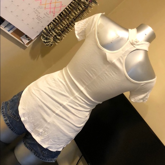 Ivory Short Sleeve Side Slit Choker Top - Picture 3 of 3